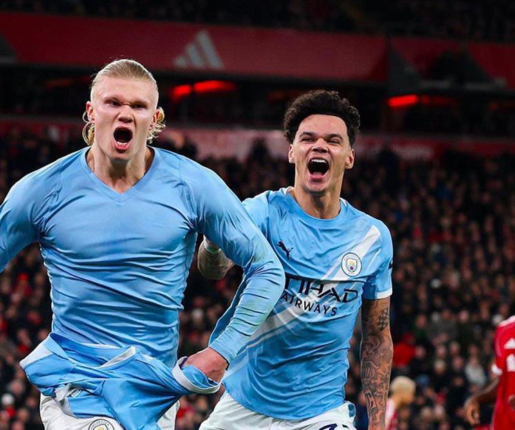 Remonta City a Liverpool y siguen a la caza del Arsenal