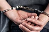 Vinculan a proceso a detenido por fraude