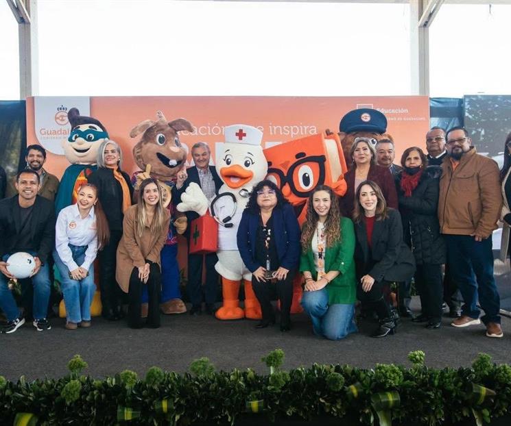 Reafirma H&eacute;ctor compromiso con la educaci&oacute;n de Guadalupe