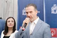 Reclama Adri&aacute;n que Estado debe a Monterrey alrededor de 170 mdp