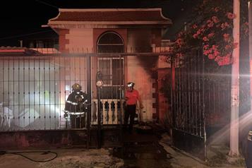 Se incendia casa al sur de Monterrey