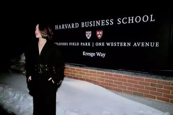 Danna recibe reconocimiento en Harvard