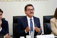 Sal&oacute;n de belleza del Senado seguir&aacute; cerrado, anuncia Mier