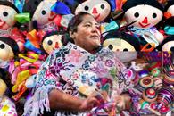 Sustentan mujeres ind&iacute;genas hogares frente a barreras de exclusi&oacute;n