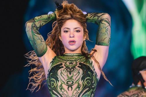 Ofrecer&aacute; Shakira concierto masivo gratuito en Copacabana, Brasil