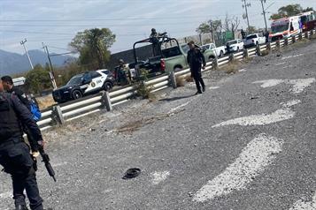 Detienen a hombre tras persecuci&oacute;n