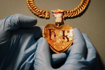 Londres rescata joya s&iacute;mbolo de Enrique VIII