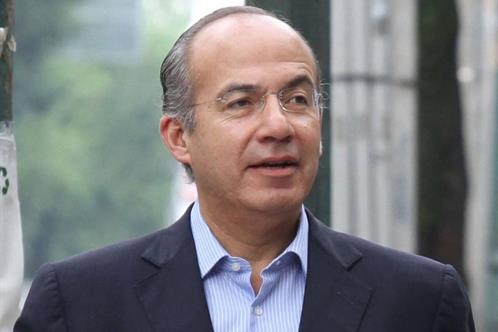 Acusa Felipe Calder&oacute;n "negligencia criminal"