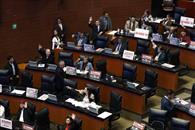 Avanza en el Senado iniciativa de jornada laboral