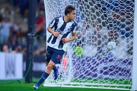Derrota Rayados al Xelaj&uacute; y avanzan a octavos
