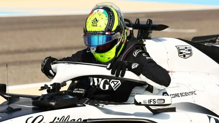 Es Checo el más lento en segundo día de test Es Checo el más lento en segundo día de test