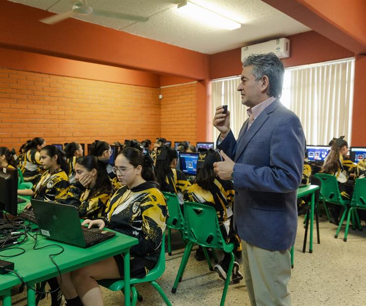 Exploran la inteligencia artificial en taller virtual