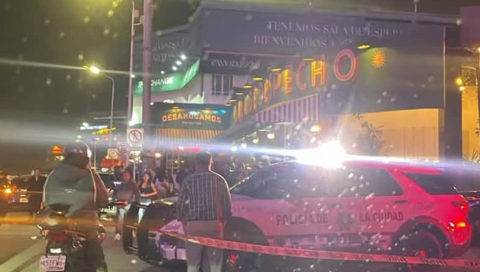 Atacan a balazos bar en Angelópolis, Puebla Atacan a balazos bar en Angelópolis, Puebla