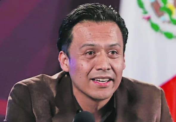 SEP destituye a Marx Arriaga de la Dirección de Materiales Educativo SEP destituye a Marx Arriaga de la Dirección de Materiales Educativo