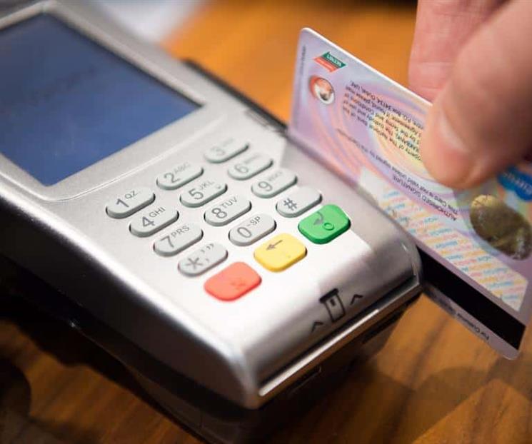 Dan paso atr&aacute;s en proyecto para topar comisiones por uso de tarjetas