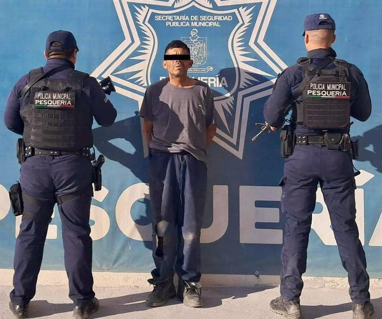 Detienen a par de asaltantes