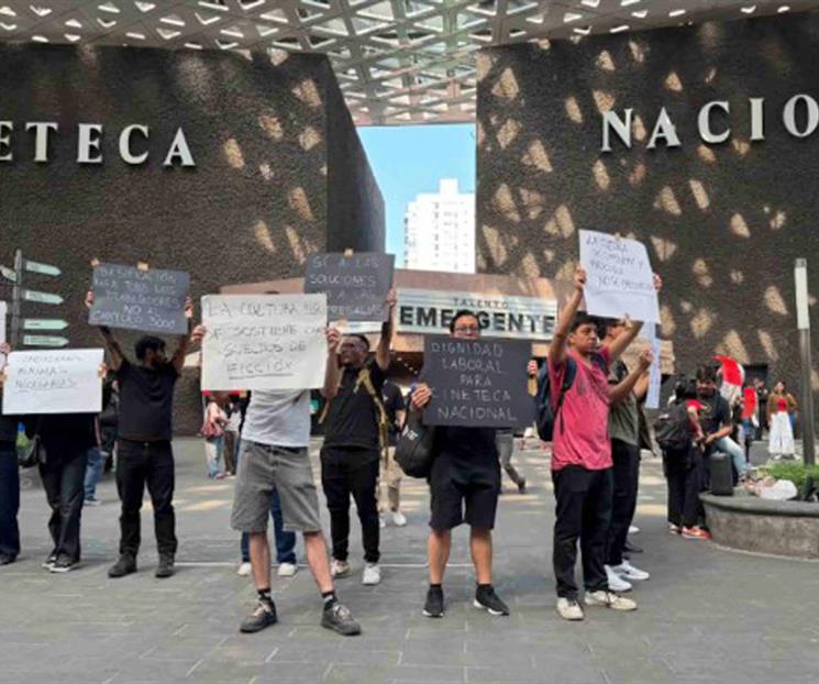 En Cineteca, empleados denuncian explotaci&oacute;n