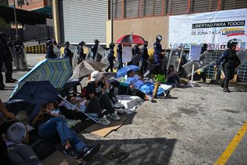 Inician huelga de hambre en Venezuela