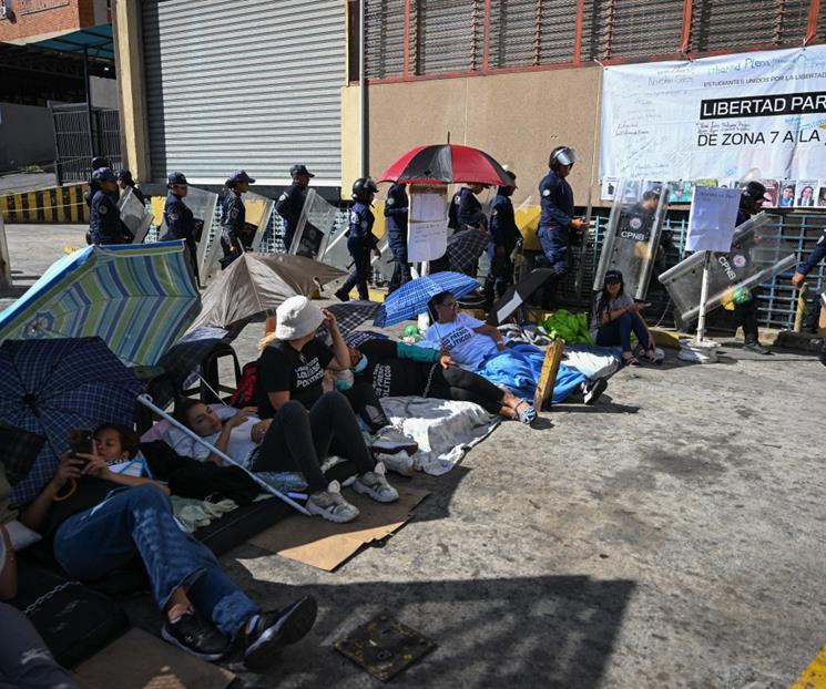 Inician huelga de hambre en Venezuela