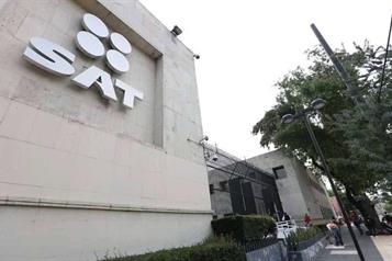 Funcionarios del SAT enfrentan denuncias penales