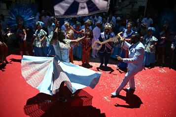 Arranca carnaval de Brasil con homenaje a Lula