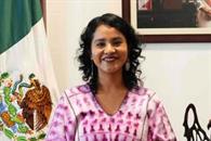 Nadia L&oacute;pez Garc&iacute;a, la poeta mixteca que sustituye a Arriaga