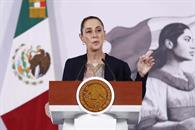 Sheinbaum reacciona al caso de Max Arriaga y la SEP