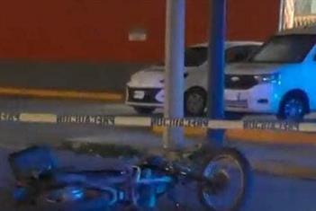 Muere motociclista tras chocar contra tr&aacute;iler en San Nicol&aacute;s