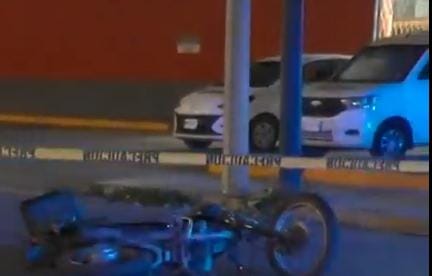 Muere motociclista tras chocar contra tr&aacute;iler en San Nicol&aacute;s