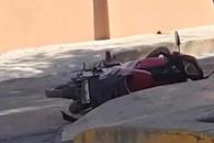 Pierde la vida tras ser embestido en su moto en Linares