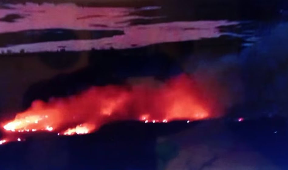 Incendio en Nezahualc&oacute;yotl agrava contingencia ambiental