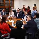 Califican programa &acute;Ayudemos a los Estudiantes&acute; como electorero