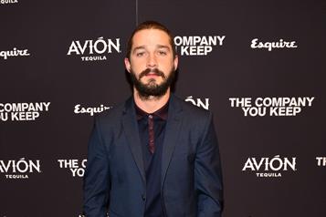 Golpean y arrestan a Shia LaBeouf; se separa de Mia Goth