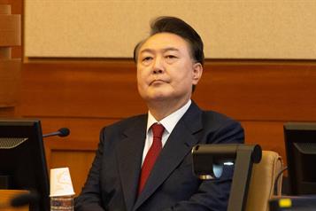 Condenan a cadena perpetua al expresidente surcoreano Yoon Suk-yeol