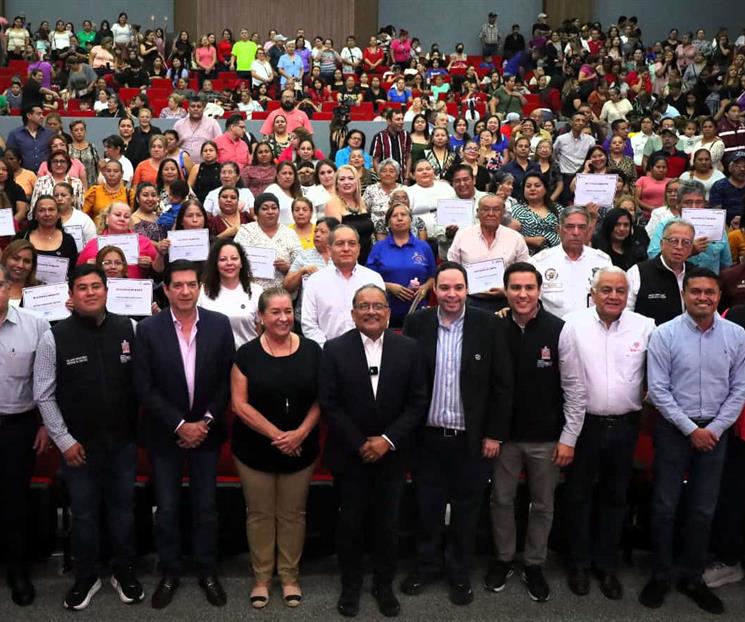 Se gradúan 340 nuevos transformadores norteños Se gradúan 340 nuevos transformadores norteños