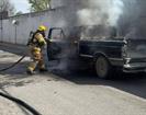 Acaba fuego con camioneta