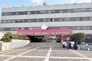 Plantean desmantelar al INE para ahorrar m&aacute;s de 5 mil mdp