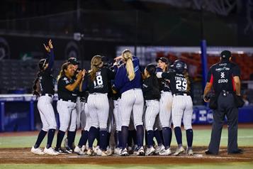 Apalean las Sultanes a Charros 19-10