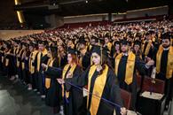 Lidera nueva generaci&oacute;n de m&eacute;dicos con visi&oacute;n humanista