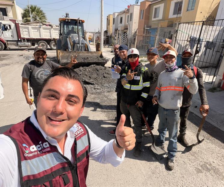 Limpian vecinos calles y viviendas en Garc&iacute;a