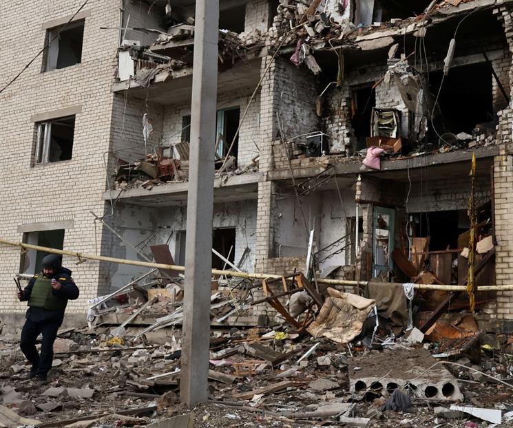 Activa Kiev alerta por misiles; explosiones dejan muertos y heridos Activa Kiev alerta por misiles; explosiones dejan muertos y heridos