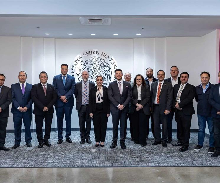 Se re&uacute;ne gobernador con empresarios en Houston