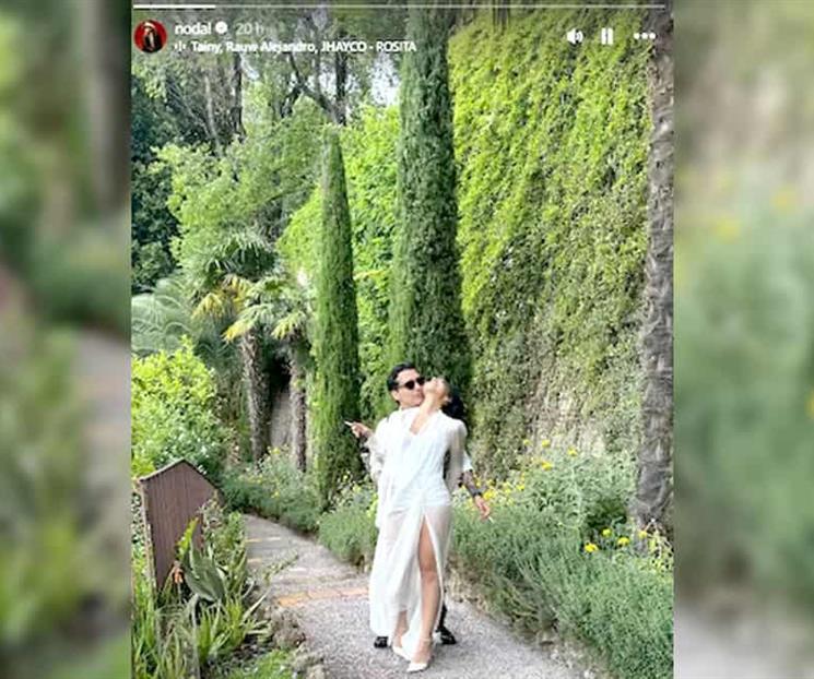 Sorprende Nodal con foto posando junto a &Aacute;ngela Aguilar