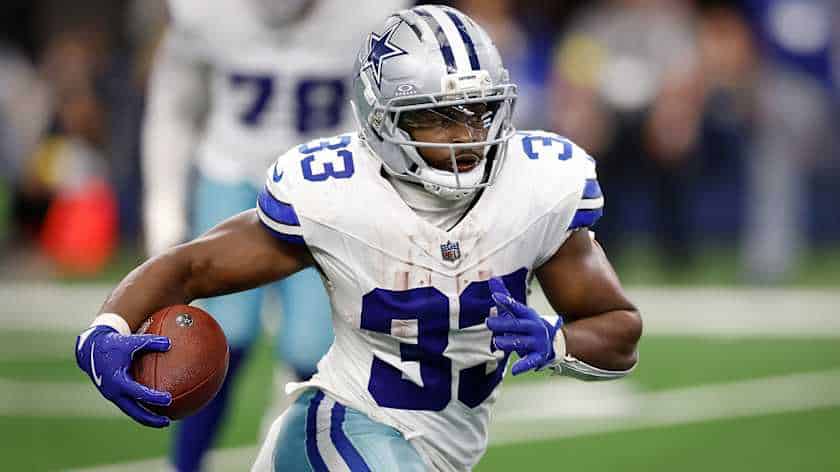 Firman Vaqueros a Javonte Williams por 24 millones de d&oacute;lares