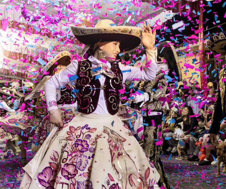 Chimalhuacán, unido por carnaval del centenario Chimalhuacán, unido por carnaval del centenario