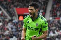 Marca Raúl doblete con el Fulham