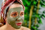 Tres mascarillas naturales para humectar la piel