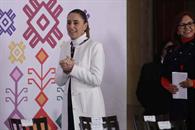 Sheinbaum aplaza un d&iacute;a m&aacute;s presentaci&oacute;n de reforma electoral