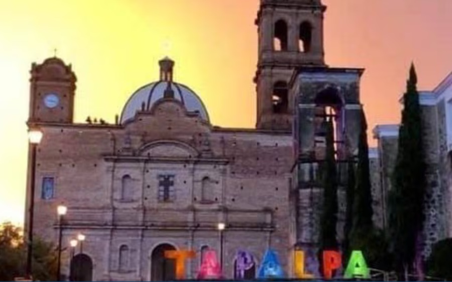 Alcalde de Tapalpa anuncia reapertura de comercios y oficinas