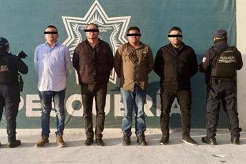 Detienen a cuatro extorsionadores